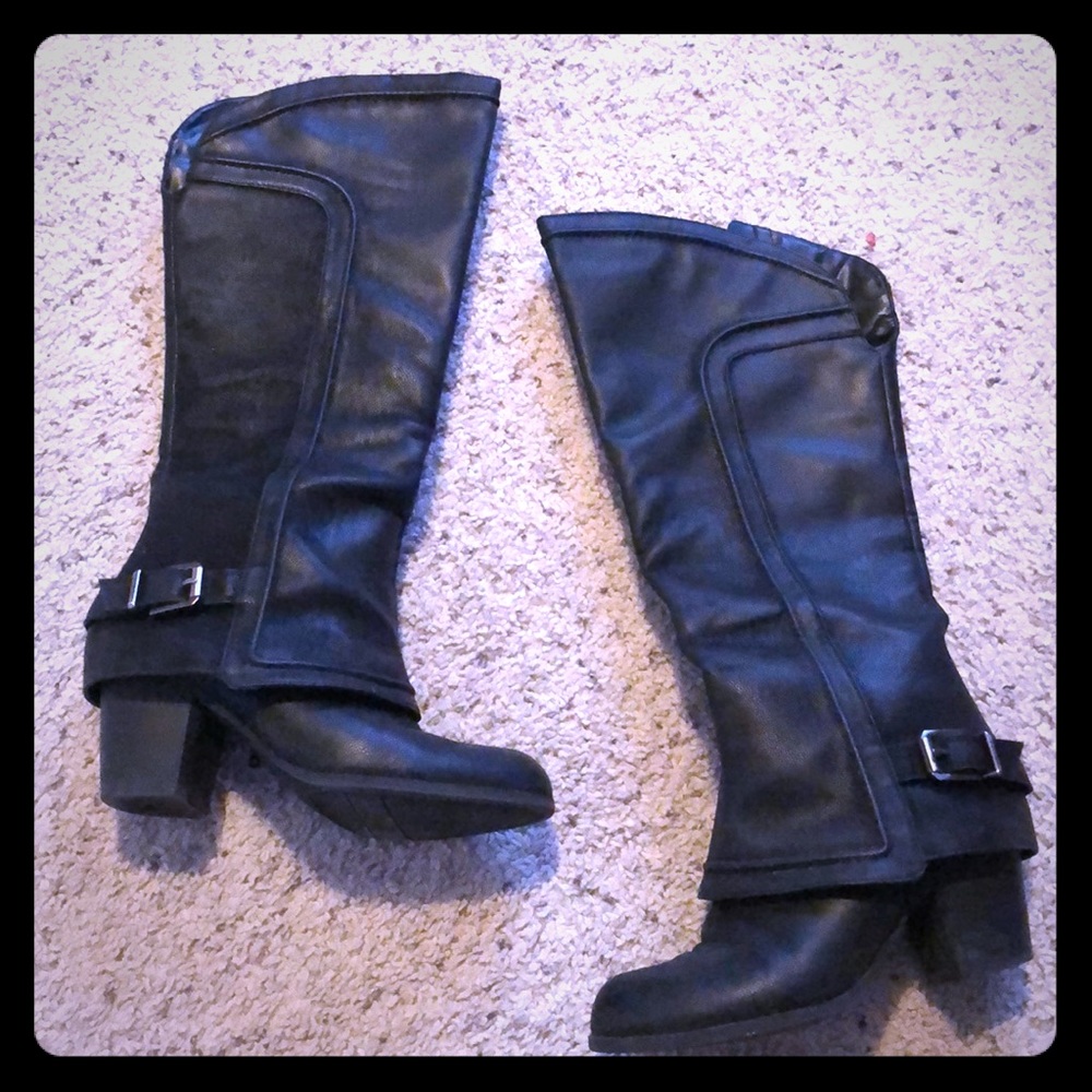 Fergie boots